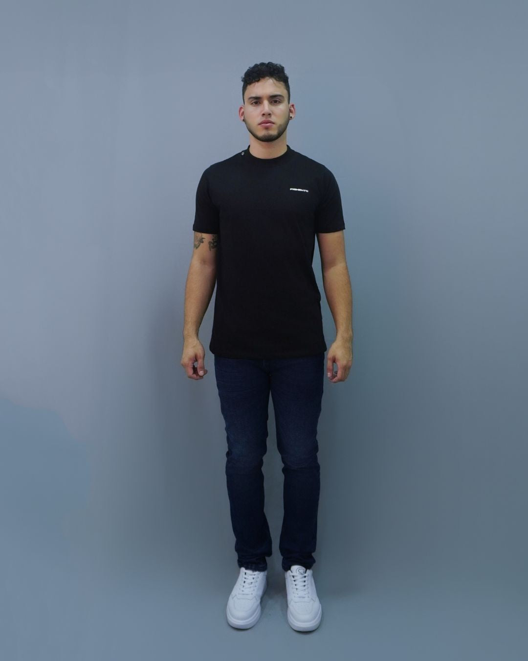 T-SHIRT NEGRO PIGMENTO
