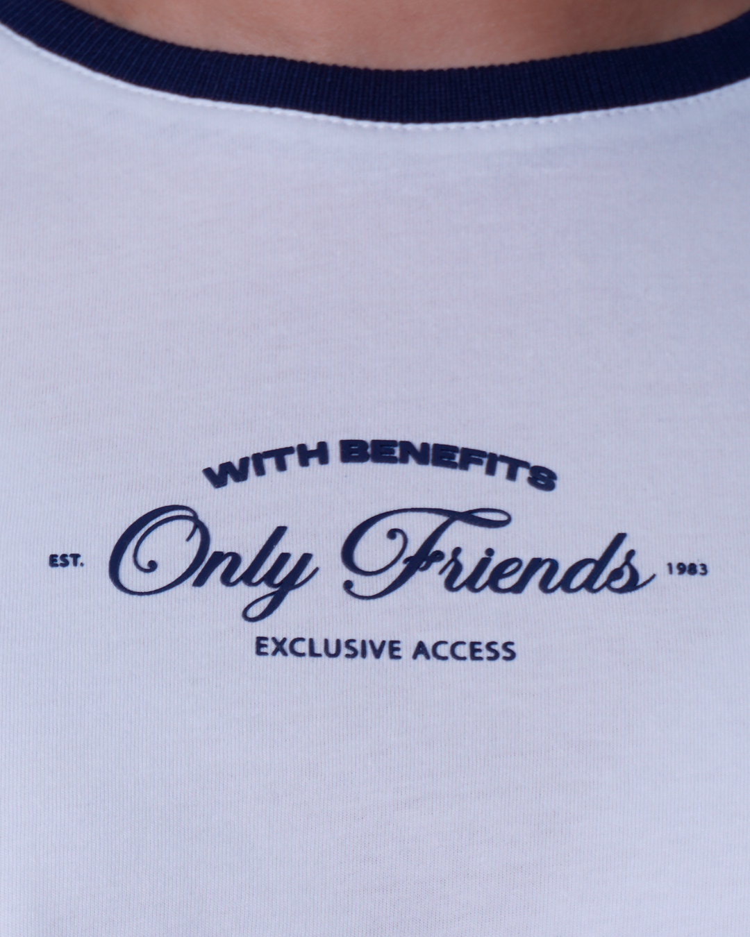 T-SHIRT CROPEED AZUL X BLANCO