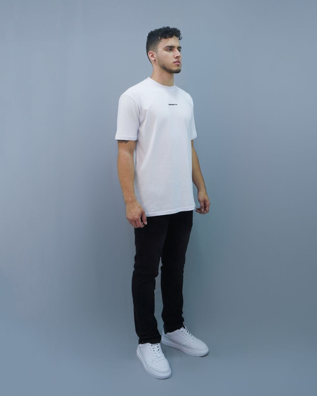T-SHIRT BLANCO PIGMENTO X APLIQUE PVC