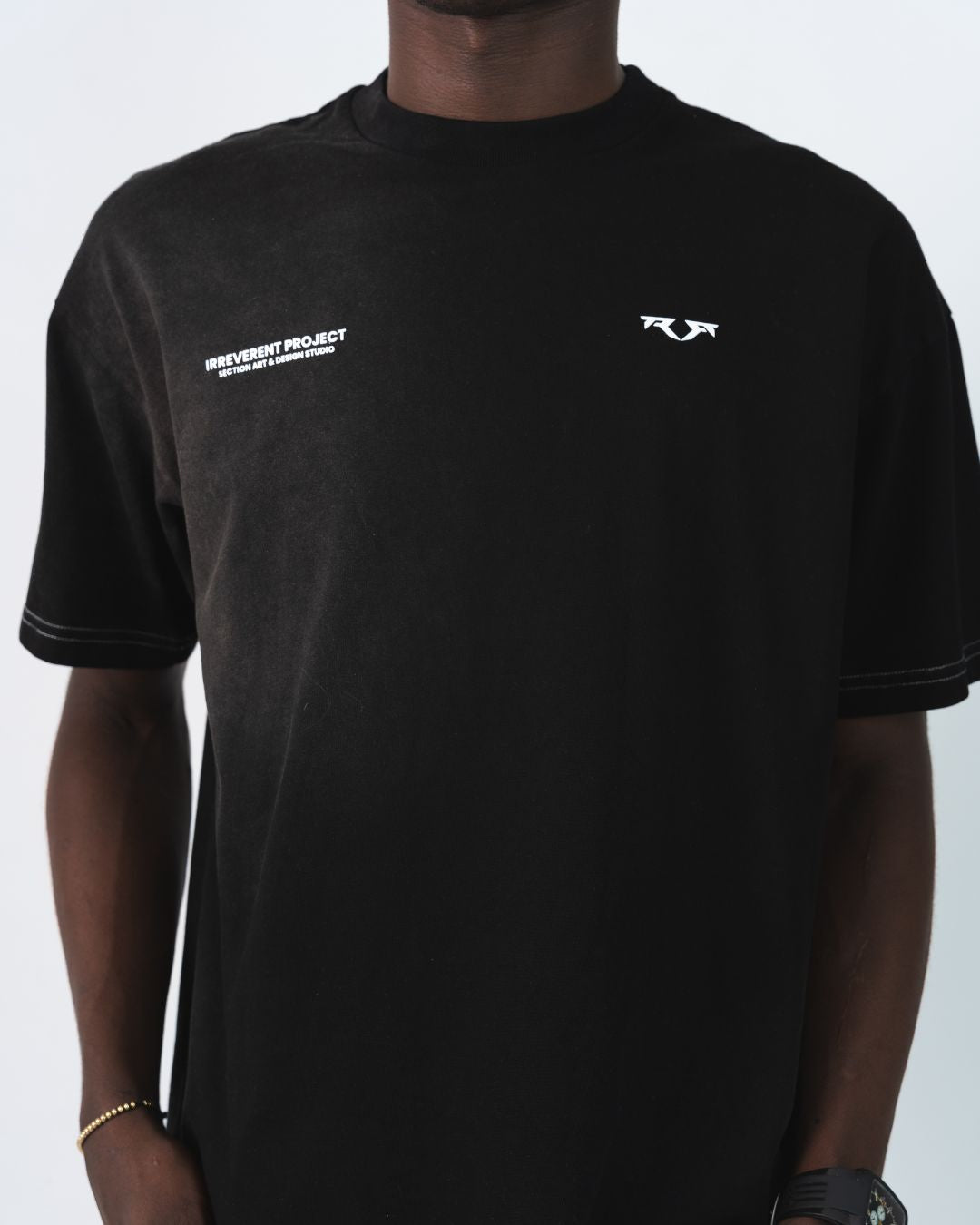 CAMISETA BOXY SANCTAE CRUSIS