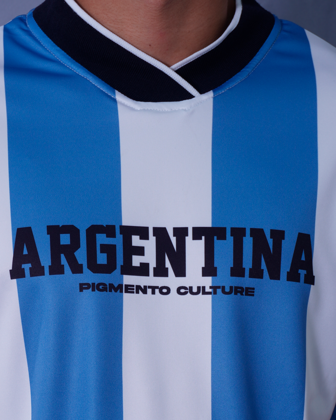 T-SHIRT REGULAR CUELLO ALTO ARGENTINA