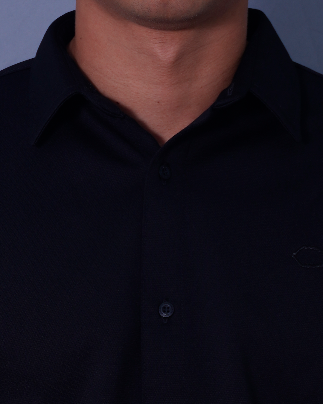 CAMISA REGULAR NEGRO NAS