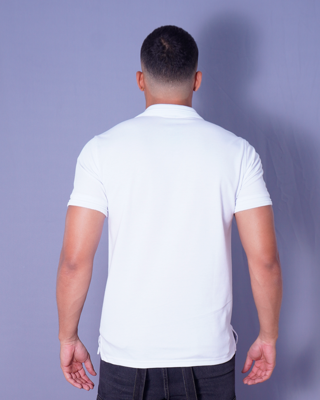 POLO ENCAJONADO BLANCO CON TEXTURA