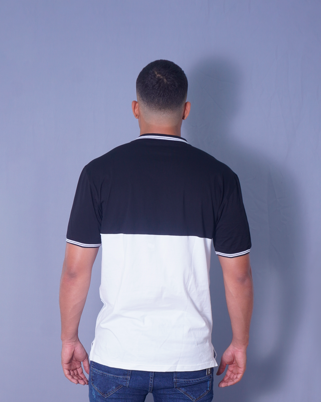 POLO REGULAR BLANCO X NEGRO