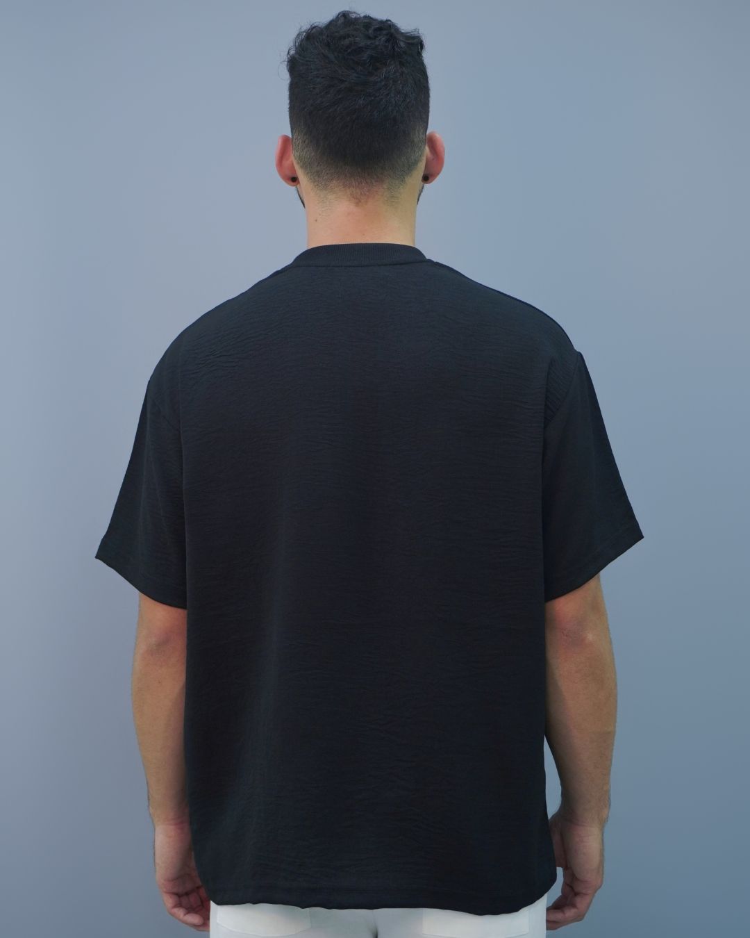 T-SHIRT NEGRA PIGMENTO CULTURE BORDADO