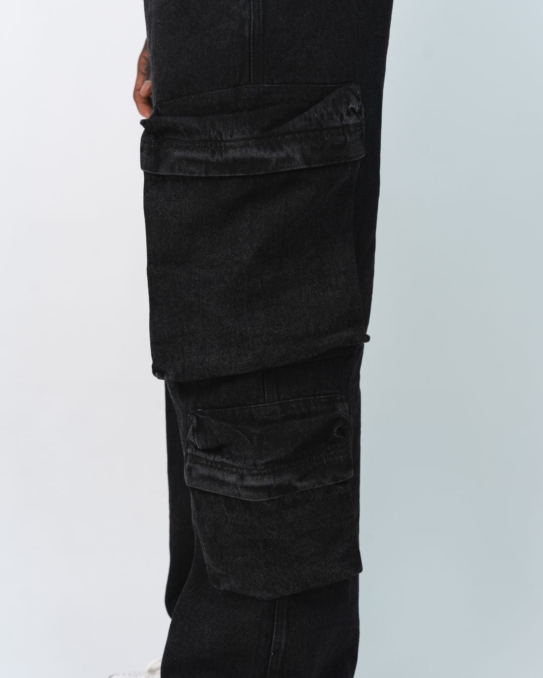 PANTALON CARGO NEGRO