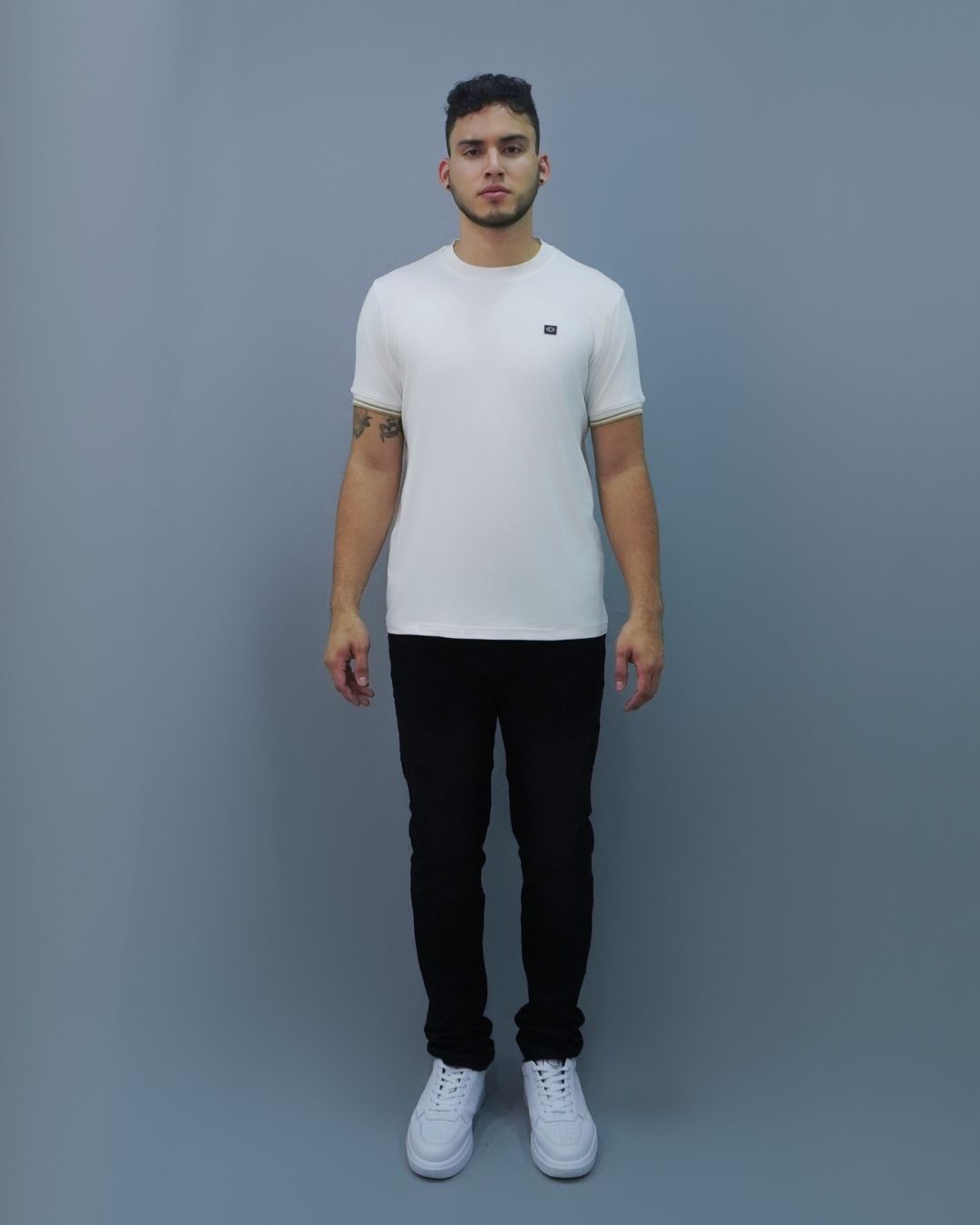 T-SHIRT BEIGE X APLIQUE