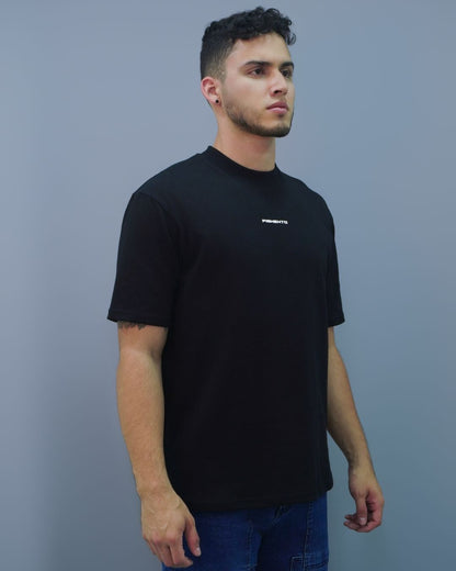 T-SHIRT NEGRA PIGMENTO X APLIQUE PVC