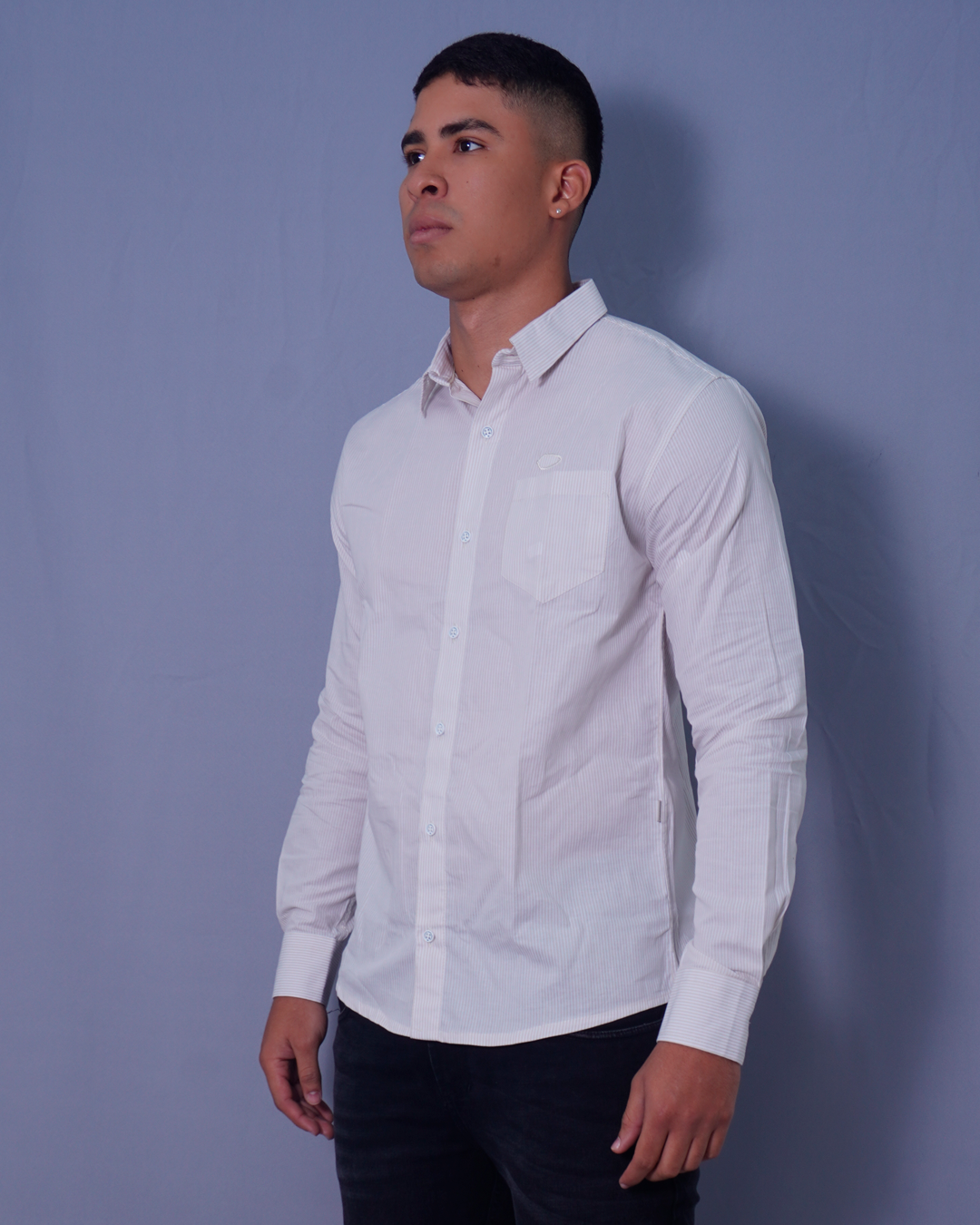 CAMISA REGULAR BEIGE RAYAS