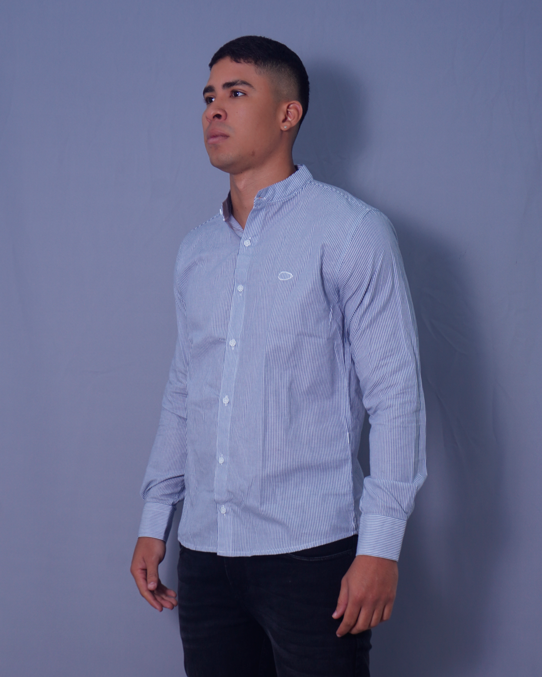 CAMISA REGULAR AZUL RAYAS