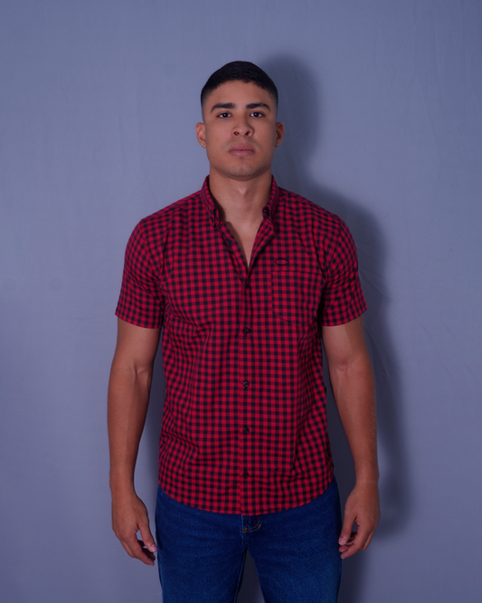 CAMISA REGULAR CUADROS ROJO Y NEGRO