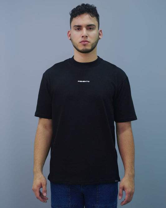 T-SHIRT NEGRA PIGMENTO X APLIQUE PVC