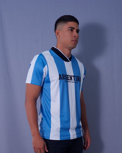 T-SHIRT REGULAR CUELLO ALTO ARGENTINA