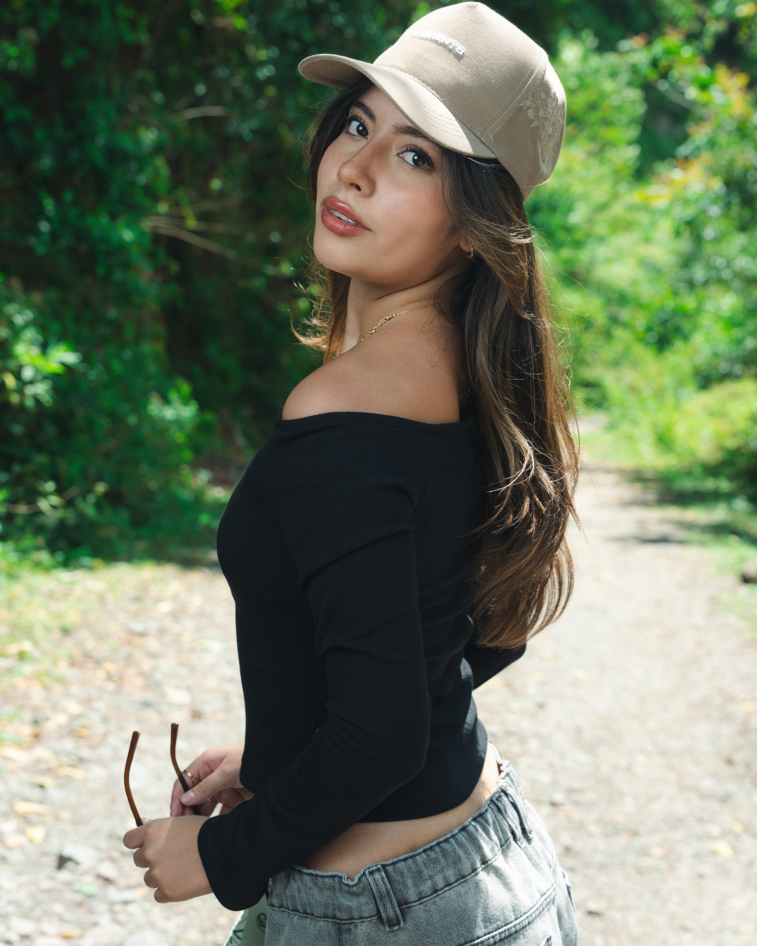 BLUSA STRAPPLE NEGRA