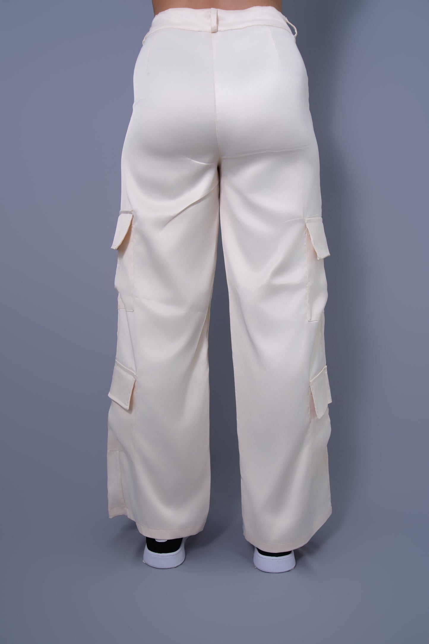 PANTALON SATINADO BEIGE