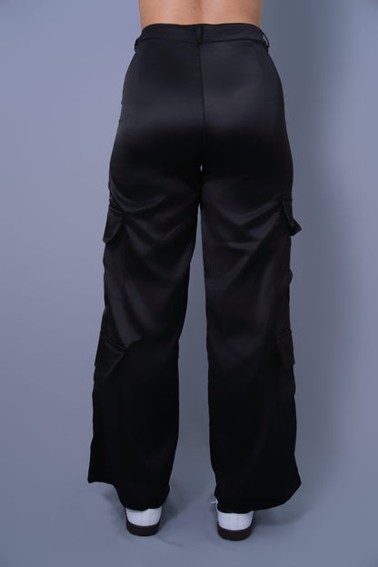 PANTALON SATINADO NEGRO